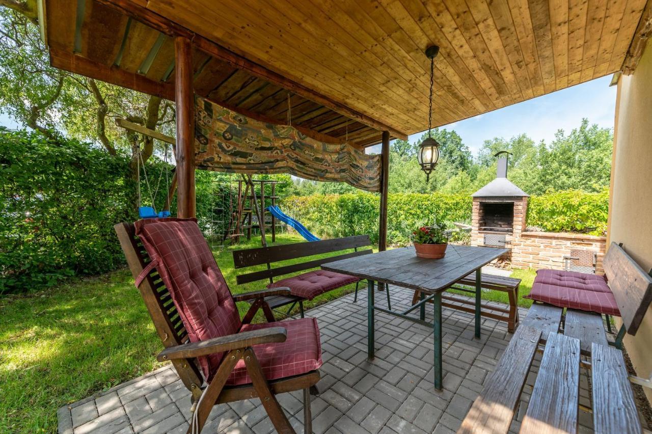 Penzion U Sykoru Třeboň Exterior foto