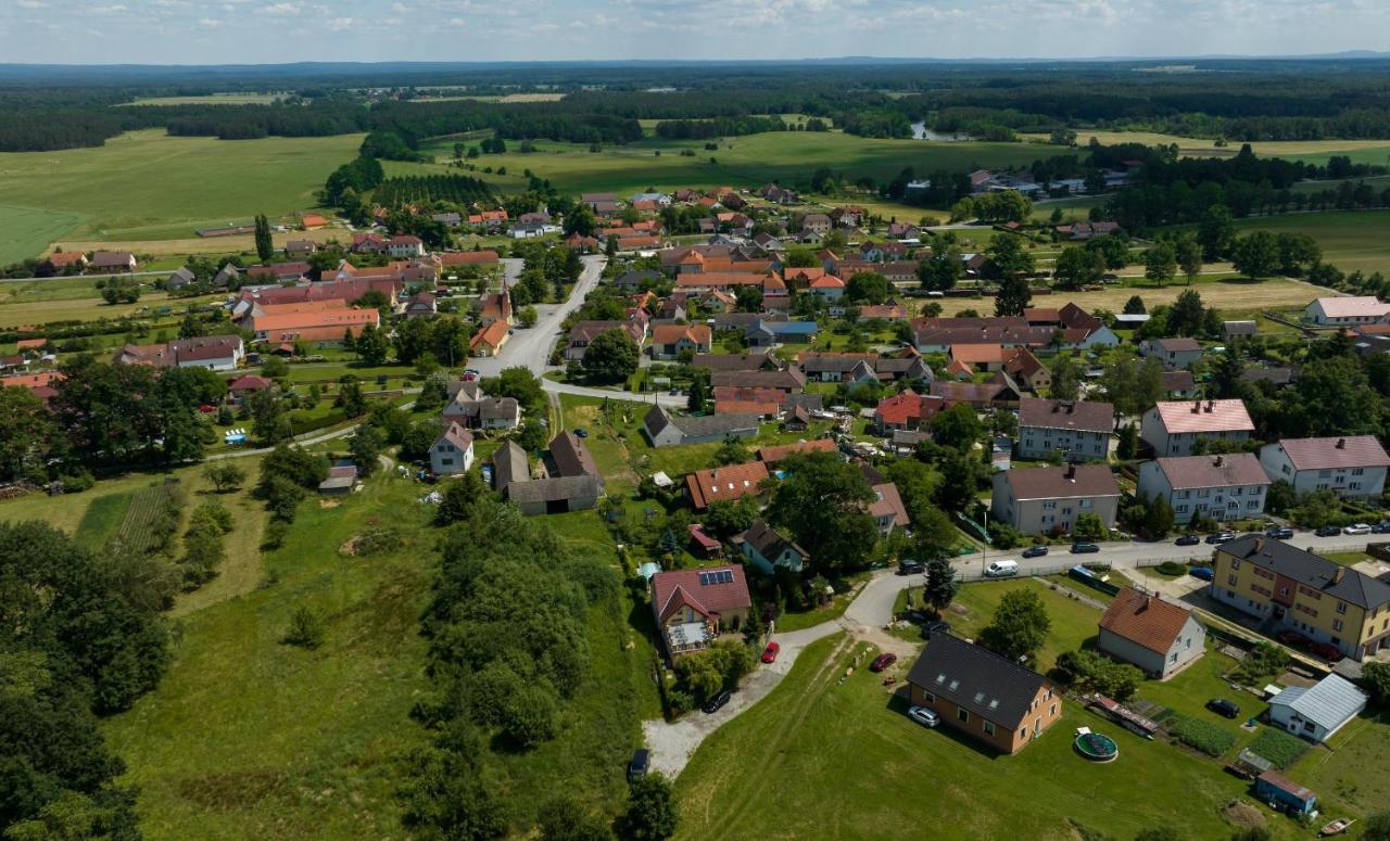 Penzion U Sykoru Třeboň Exterior foto